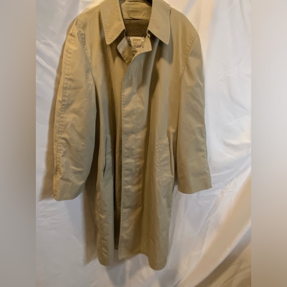 London Fog Trench_Tan Rain Long Coat Main-coat_ Zip Out Liner_40Reg - Picture 3 of 13